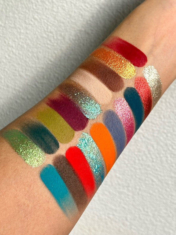 FEARLESS HOLIDAY PALETTE [MAGNETIC PANS]